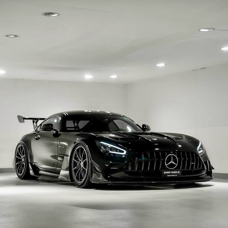 Mercedes Benz